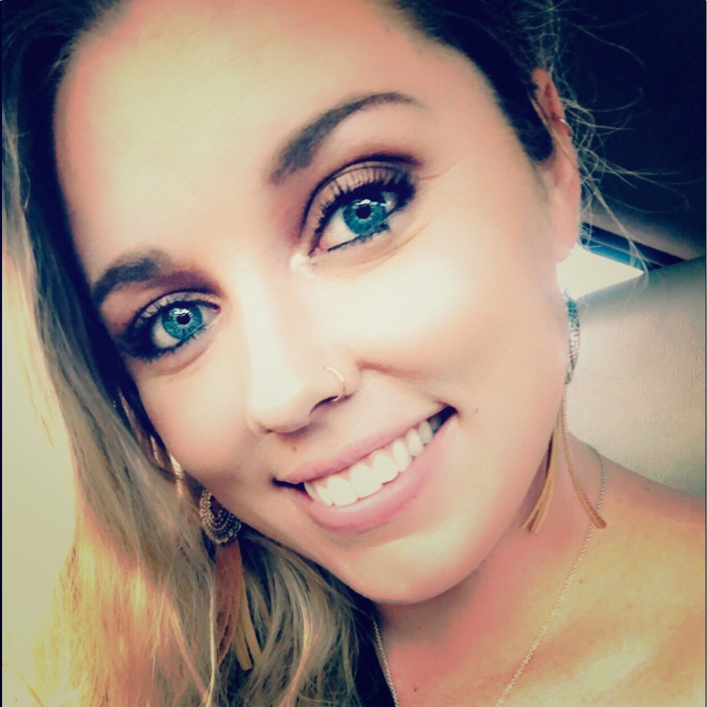 Meet your Posher, Kaylee